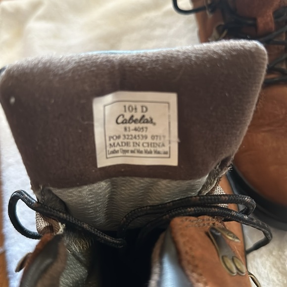 Boots - Picture 3 of 4